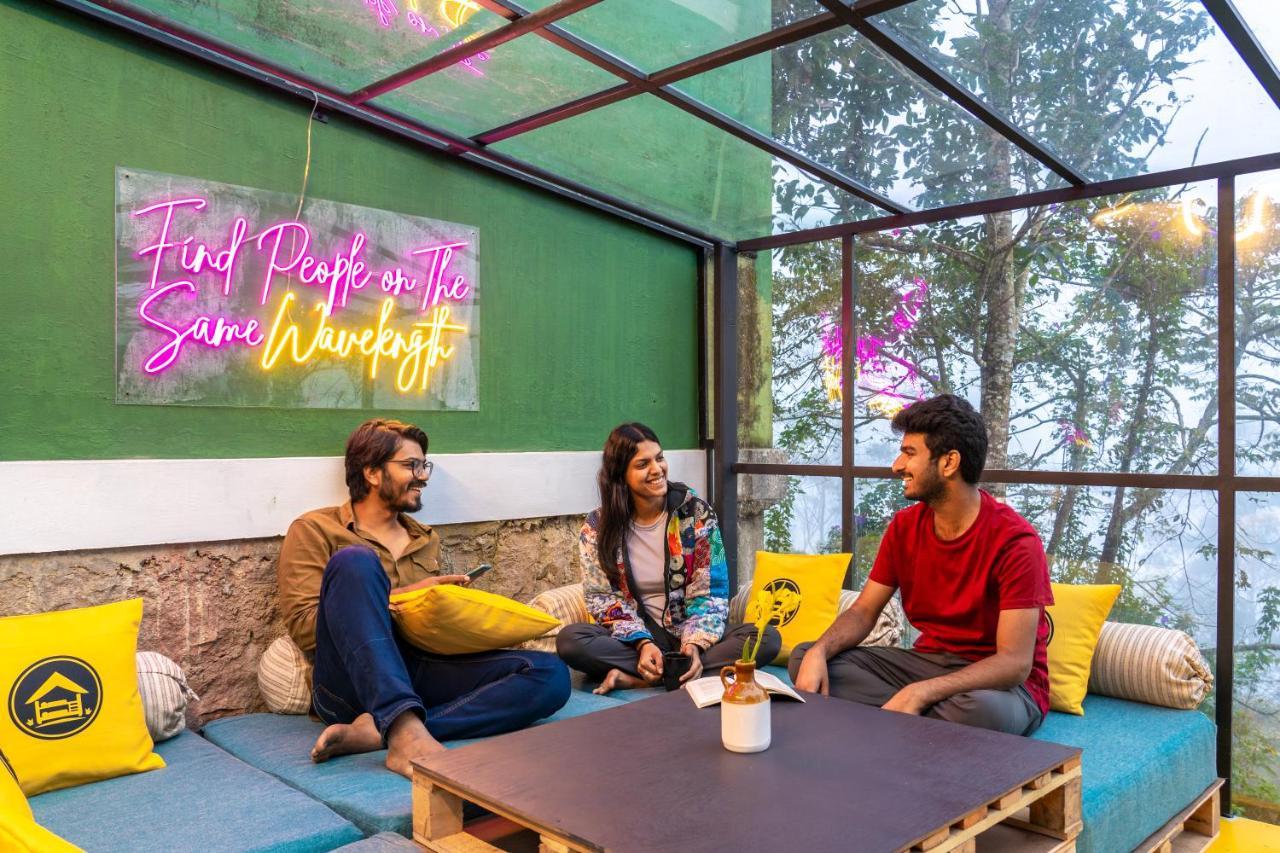 The Hosteller مونار المظهر الخارجي الصورة