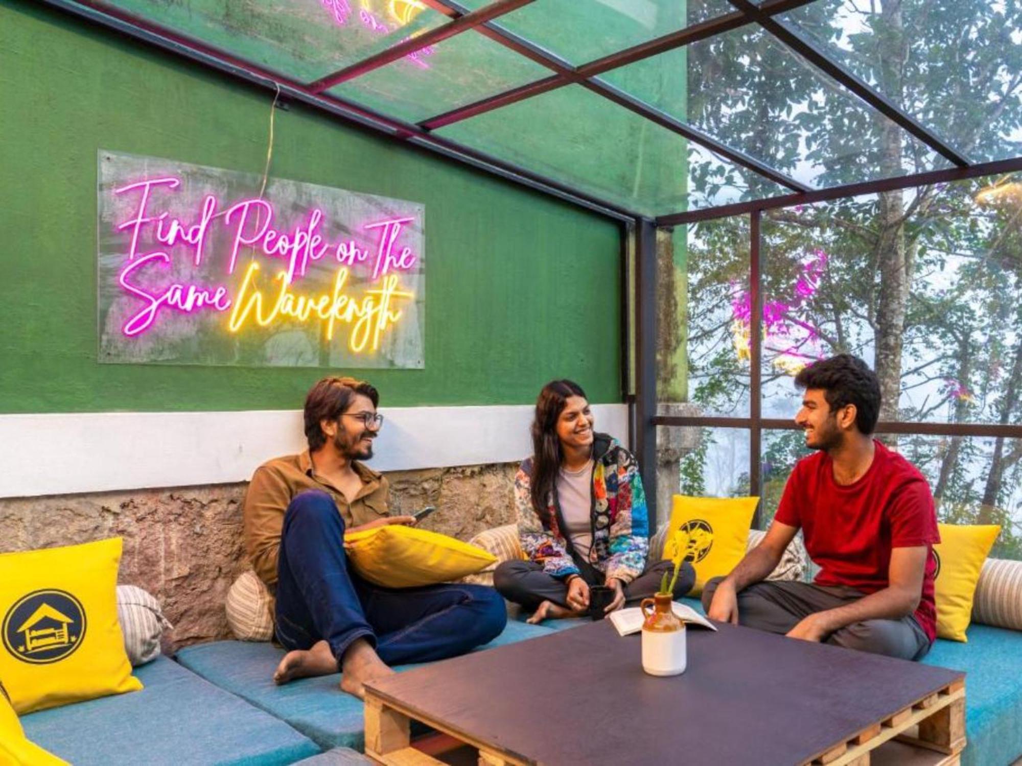 The Hosteller مونار المظهر الخارجي الصورة