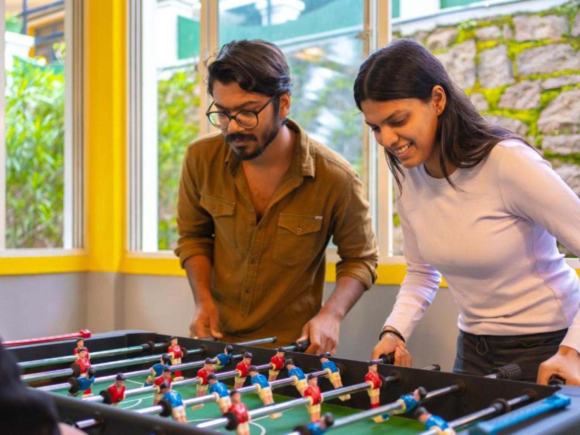 The Hosteller مونار المظهر الخارجي الصورة